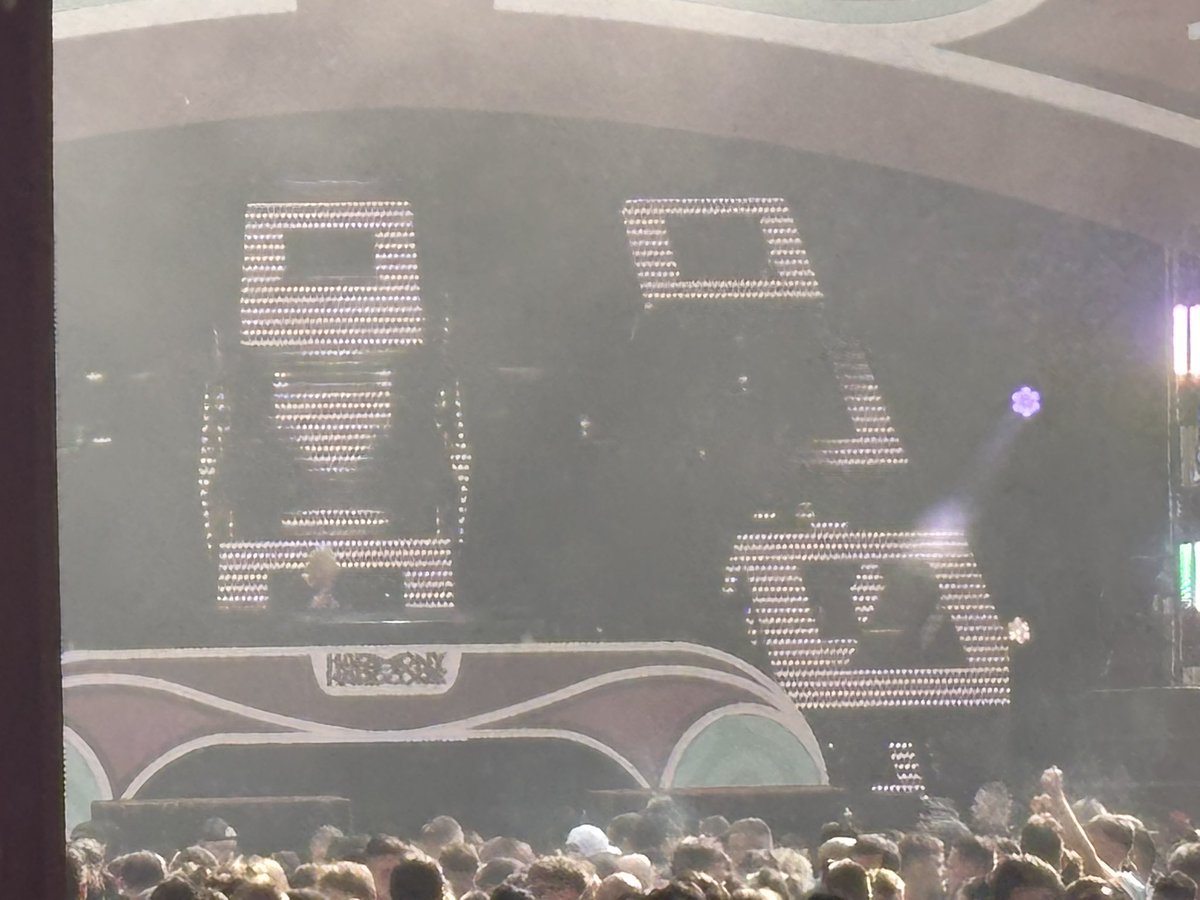 mavught's tweet photo. @DJPanicNL #HOH https://t.co/AMzbSanIeF
