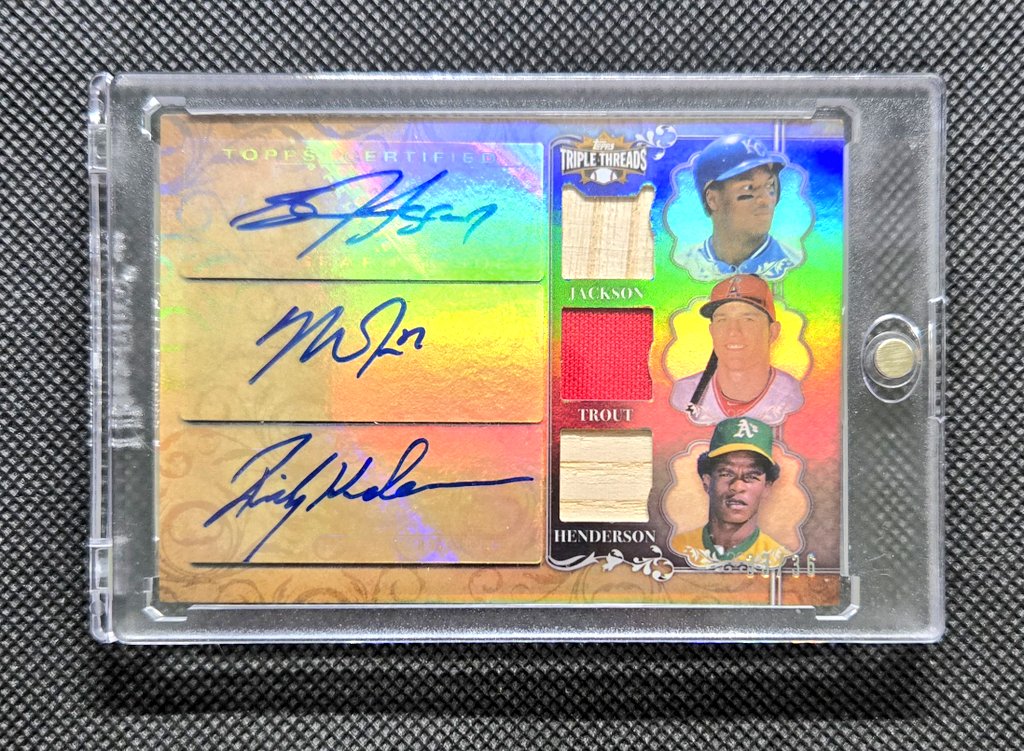 hbmiller27's tweet image. My biggest card purchase ever is here. She's a beauty 🔥🔥
