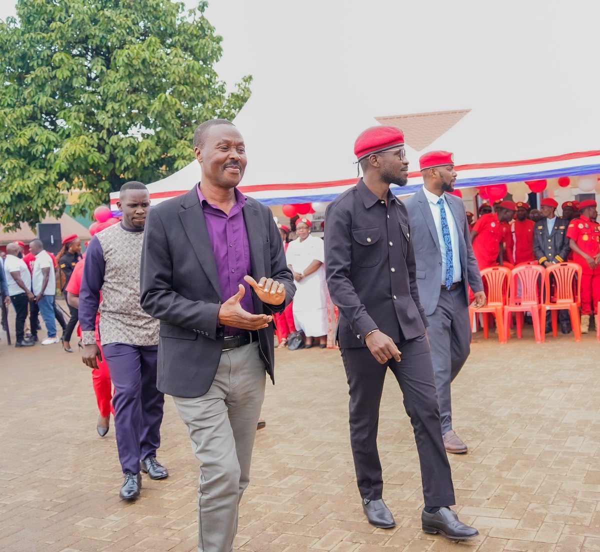If we had more leaders like Gen Muntu and BOBI , we'd be in a better place. But sadly, we seem to have more 'leaders' like Mpuga, Kabanda, and... well, you get the idea 😂. And let's not forget the million+ supporters of Museveni! It feels like fools outnumbered the wise folks 🤣