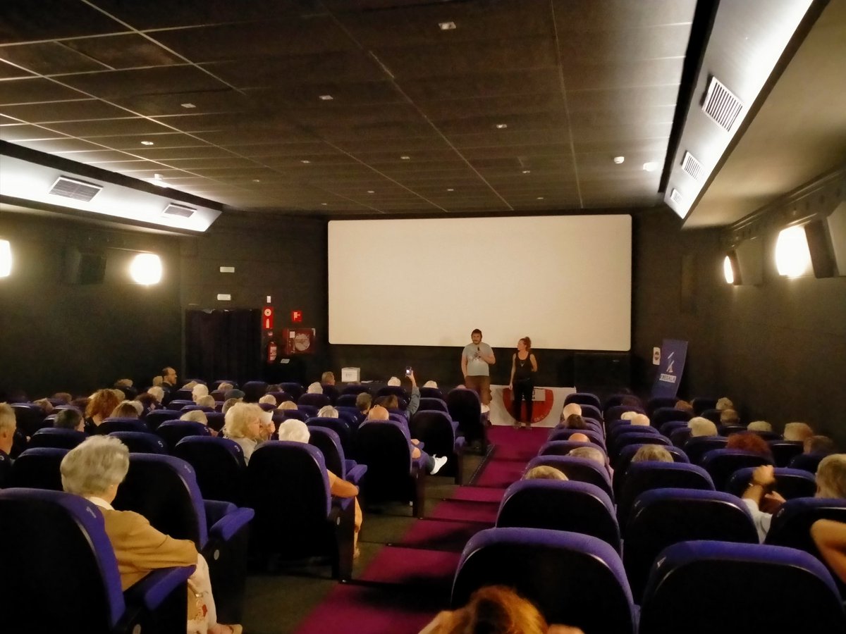 Ya podéis conseguir vuestra tarjeta Amigo Kresala. ¡Está llena de ventajas! ¡No os perdáis esta oportunidad!

Más información en nuestra página web. 

👇🏻👇🏻👇🏻
kresalazinekluba.com/2021/05/18/kre…