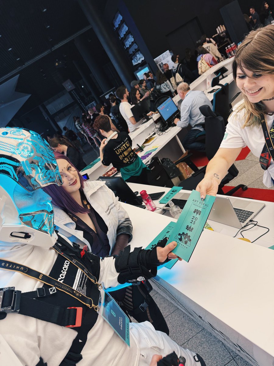 I think Oda and Songbird enjoyed <a href="/PromisedLandAF/">Art For All by Promised Land Art Festival</a> 😊