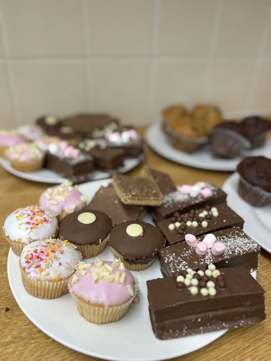 FenEngineMuseum's tweet image. There was much food! Great day with attendees of  #EERIAC2025! Bet you didn‘t know you could hold events at the #PrickwillowMuseum! @CamTechMuseum @JinxStLeger