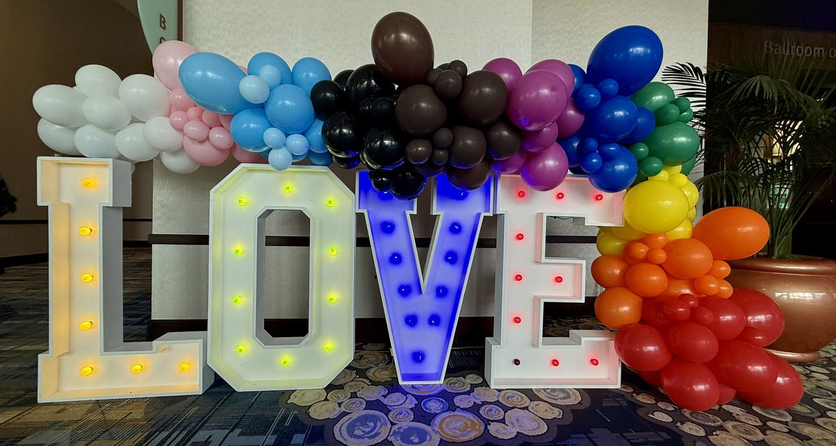 Thank you Greater Houston LGBTQ+ Chamber for hosting an incredible #PrideInBusiness. Hearing Jim Obergefell speak on the fight for marriage equality was powerful. We’re proud to partner with the Chamber and excited for what’s ahead. #NLGJAHouston #NLGJA #Pride