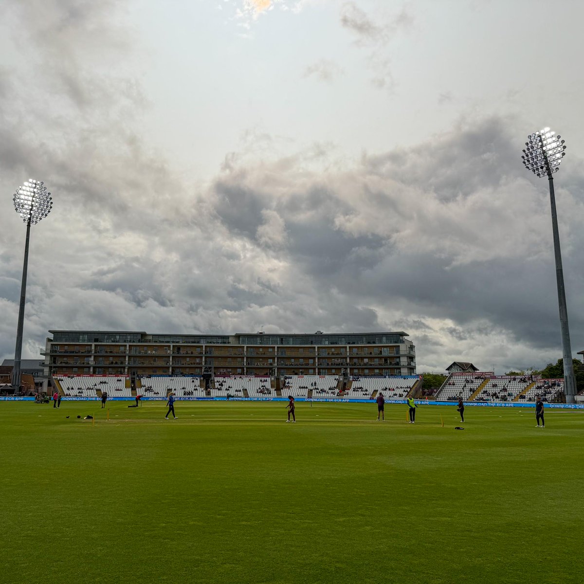windiescricket's tweet photo. The rain π§οΈ has given way to sweet sunshineβ¦for now!
Play is slated to restart at 5pm BST. 21 overs per side.πͺπΎ
#ENGWvWIW | #MaroonWarriors https://t.co/s3yfxmCX0W