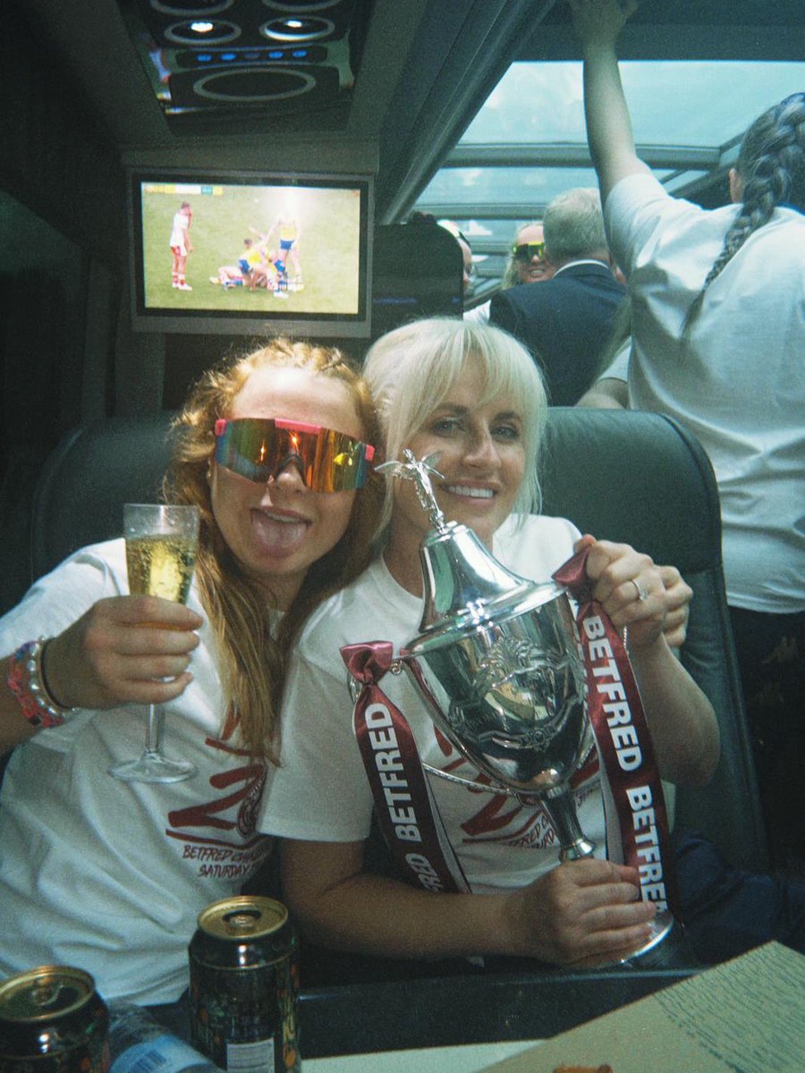 Just a mum and her daughter. 

Oh and <a href="/TheChallengeCup/">Betfred Challenge Cup</a> ❤️