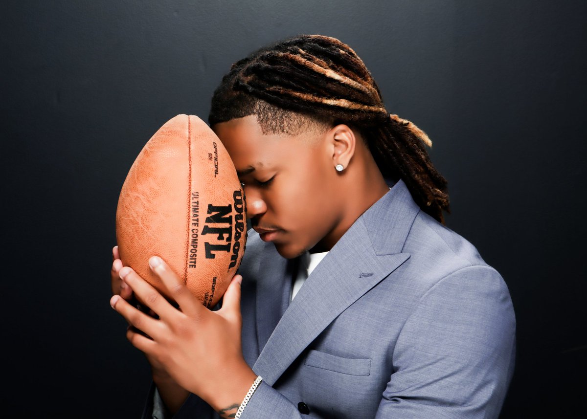 The Broadway’s (@broadwaylife5) on Twitter photo Happy 18th birthday, son <a href="/BBroadwayy/">Patrick Broadway II</a>! God has blessed you beyond measure, and this is only the beginning. Keep shining, stay humble, and chase greatness, my son. Happy 18th birthday, son <a href="/BBroadwayy/">Patrick Broadway II</a>! God has blessed you beyond measure, and this is only the beginning. Keep shining, stay humble, and chase greatness, my son.