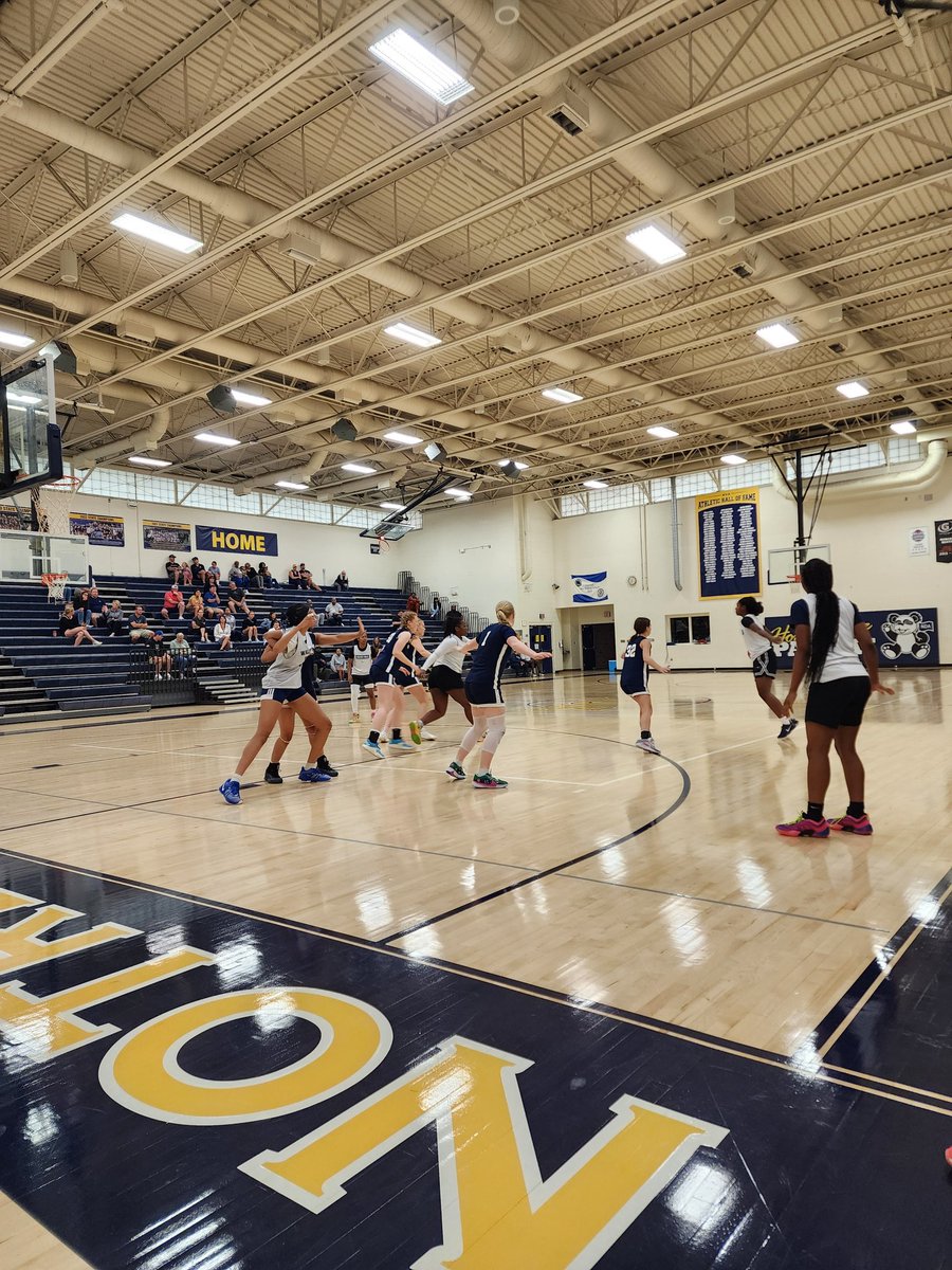 NDA Pandas Athletics (@nda_athletics) on Twitter photo Appreciate <a href="/walnutathletics/">Walnut Hills Eagles</a> spending a few hours in the gym with us getting better #IronSharpensIron 🔵💪🏽🟡 Appreciate <a href="/walnutathletics/">Walnut Hills Eagles</a> spending a few hours in the gym with us getting better #IronSharpensIron 🔵💪🏽🟡