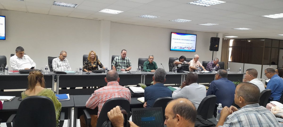 Ministerio de Salud Pública de Cuba (@minsapcuba) on Twitter photo Ahora‼directivos del <a href="/MINSAPCuba/">Ministerio de Salud Pública de Cuba</a> 🇨🇺
🩺✅ Evalúan cumplimiento del programa integral para la atención al trabajador de la Salud.
📚🔄 Abordan actualización de planes de formación y continuidad de los recursos humanos por provincias para esta etapa y hasta el 2030👇
🧵 Ahora‼directivos del <a href="/MINSAPCuba/">Ministerio de Salud Pública de Cuba</a> 🇨🇺
🩺✅ Evalúan cumplimiento del programa integral para la atención al trabajador de la Salud.
📚🔄 Abordan actualización de planes de formación y continuidad de los recursos humanos por provincias para esta etapa y hasta el 2030👇
🧵