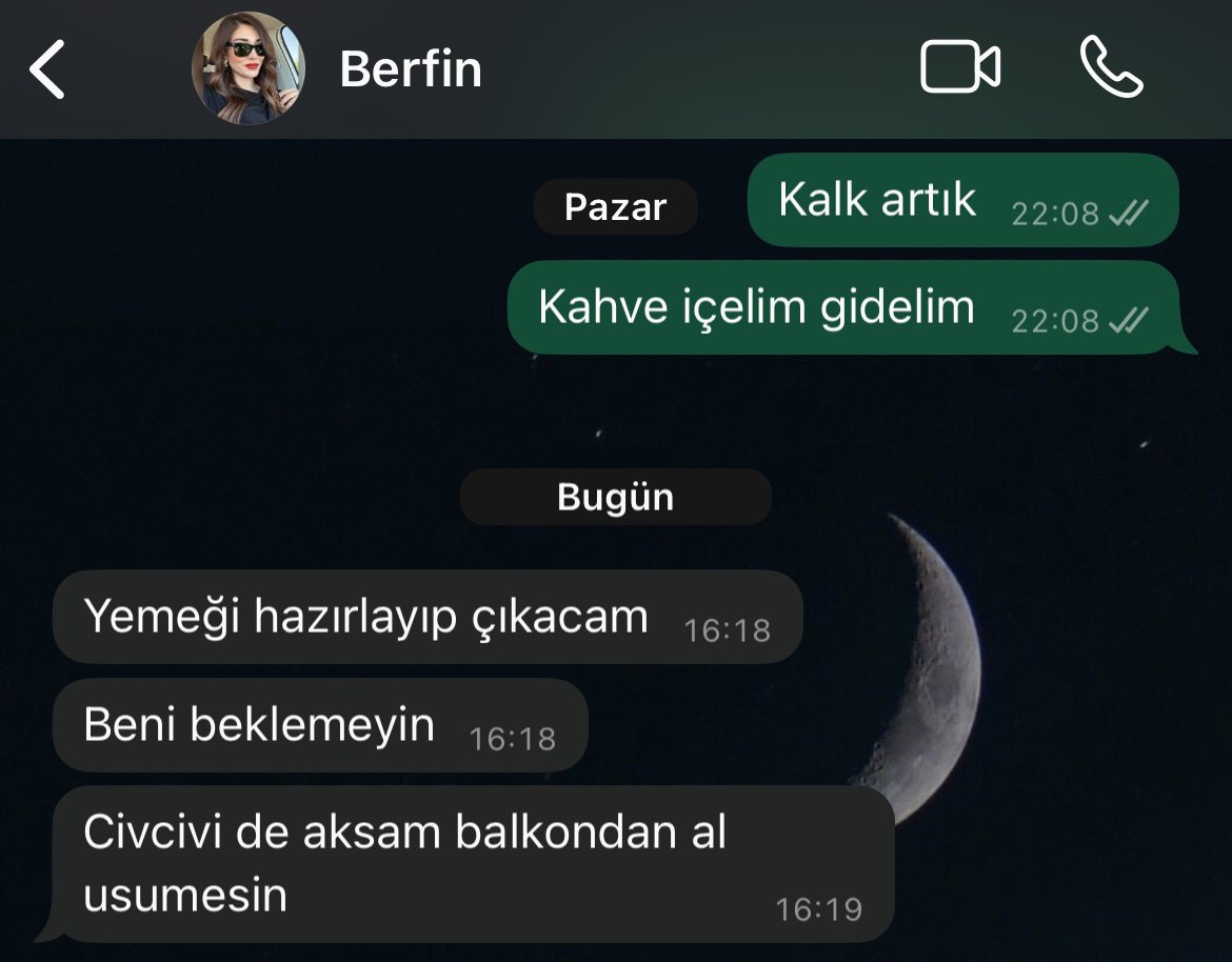 HelinCoktan's tweet photo. @berfinolojik Bunu atmayı unutmuşsun ahahahahah https://t.co/0iXvSpZSZk