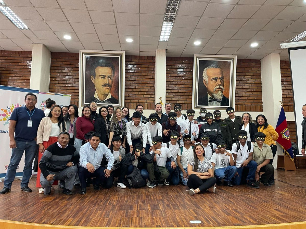 ivanrobertopoli's tweet image. 