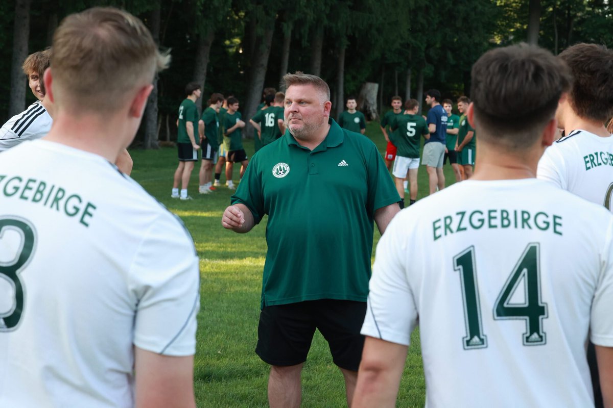 𝖁𝖊𝖗𝖊𝖎𝖓. 𝕰𝖗𝖟𝖌𝖊𝖇𝖎𝖗𝖌𝖊 (@veclub) on Twitter photo Check out this incredible write-up about the back-to-back Eastern PA Presidents Cup winners, the U18 VE Mountaineers Boys team, as they gear up for Regionals!
Follow the link here philadelphiasoccernow.com/.../you-will-b…...
Big thanks to <a href="/MattRalphSC/">Matt Ralph</a> at <a href="/phlsoccernow/">Philadelphia Soccer Now</a> for the great coverage! Check out this incredible write-up about the back-to-back Eastern PA Presidents Cup winners, the U18 VE Mountaineers Boys team, as they gear up for Regionals!
Follow the link here philadelphiasoccernow.com/.../you-will-b…...
Big thanks to <a href="/MattRalphSC/">Matt Ralph</a> at <a href="/phlsoccernow/">Philadelphia Soccer Now</a> for the great coverage!