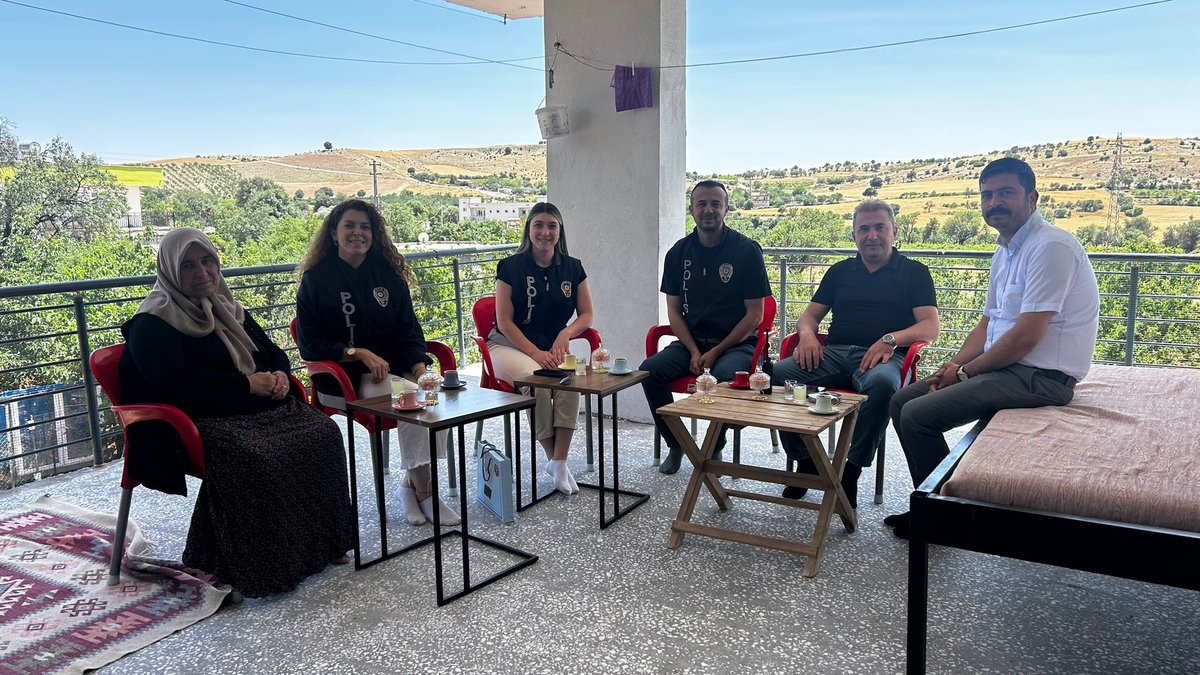 Kaymakamımız Sayın Çağlar Partal, Kurban Bayramı dolayısıyla, 2010 Mayıs ayında Hakkari’nin Yüksekova ilçesi Dağlıca bölgesinde çıkan çatışmada şehit düşen Piyade Uzman Onbaşı Abidin Tanrıkolu’nun ailesini ziyaret ederek bayramlarını tebrik etti. Aziz şehidimiz dualarla anıldı.