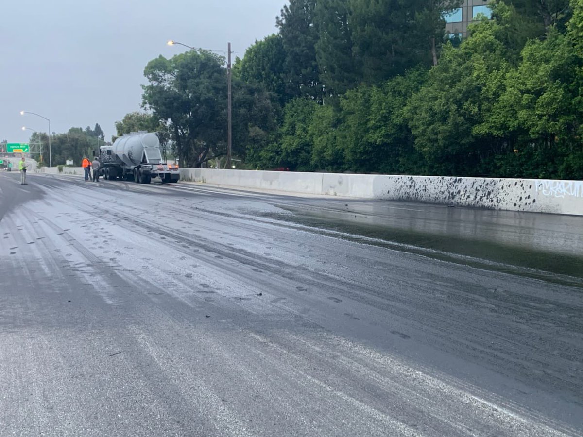 Juan Fernandez (@newsjuan) on Twitter photo Traffic Alert π¨ Asphalt slurry tanker got hit and leaked slurry on pavement. NB 101 at Lankershim Blvd, single lane only.
<a href="/CaltransDist7/">Caltrans District 7</a> <a href="/kcalnews/">KCAL News</a> <a href="/CHPsouthern/">CHP Southern</a> Traffic Alert π¨ Asphalt slurry tanker got hit and leaked slurry on pavement. NB 101 at Lankershim Blvd, single lane only.
<a href="/CaltransDist7/">Caltrans District 7</a> <a href="/kcalnews/">KCAL News</a> <a href="/CHPsouthern/">CHP Southern</a>