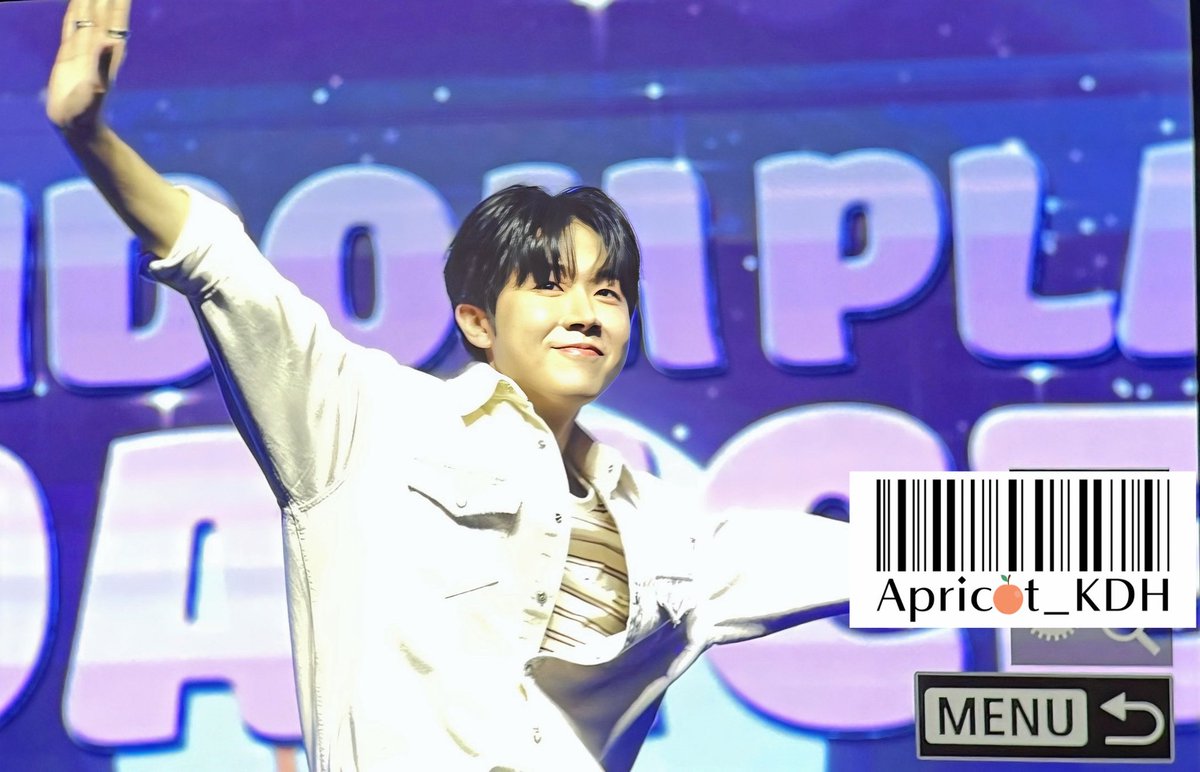 250607 동현 팬미팅 밤공 

💜챌린지한 동현 멋있고 섹시하고 귀려워🩷

#동현 #DONGHYUN #The_Rise #STAR
#FANMEETING