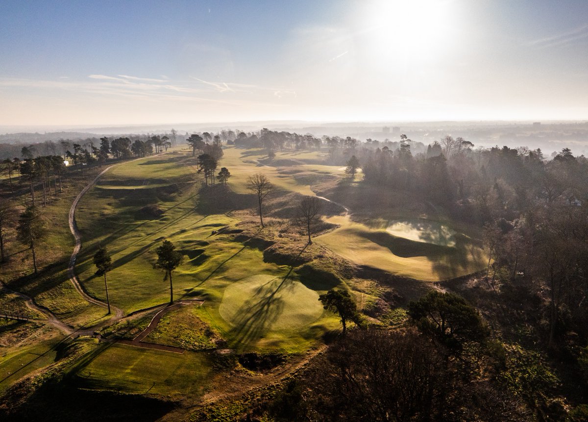 TheAddingtonGC's tweet image. The dramatic land movement of the 12th hole, seen from above — with Perdu’s green sitting right next door.