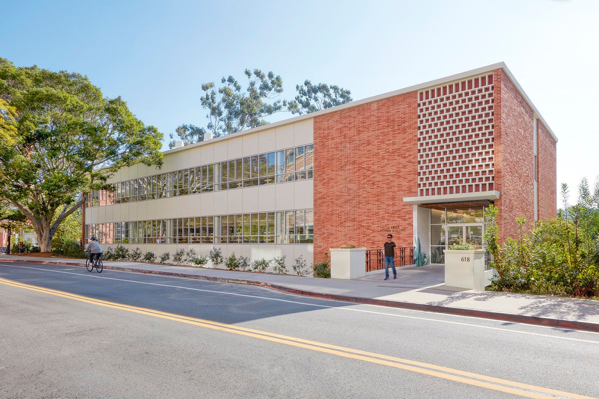 CO Architects’ (<a href="/COArchitectsLA/">COArchitects</a>) renovation of UCLA’s La Kretz Botany Building honors Paul Revere Williams’ legacy while integrating new high-performance materials, custom mosaic tilework, and glass-lined labs. 
buff.ly/t9snDok

#ArchitecturalRenovation