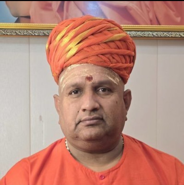 किसी अंबेडकरवादी ने इसकी गांव मार ली है 

सूत्र