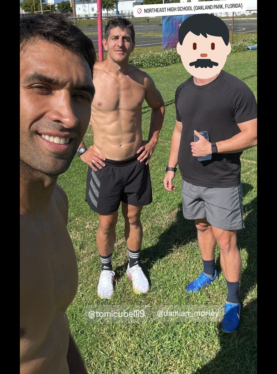 _Rugby_Guy's tweet photo. Tiburones 💦💦 #Orlando #Cubelli https://t.co/xTBlmxx5AX
