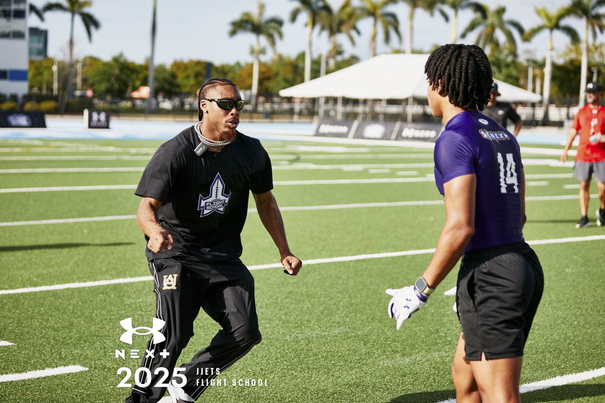 Mike Brown (@michaelpbrown_2) on Twitter photo Having a great time at the <a href="/UANextFootball/">All-America Game</a> flight school learning from Justin Jefferson!! #uanext Having a great time at the <a href="/UANextFootball/">All-America Game</a> flight school learning from Justin Jefferson!! #uanext
