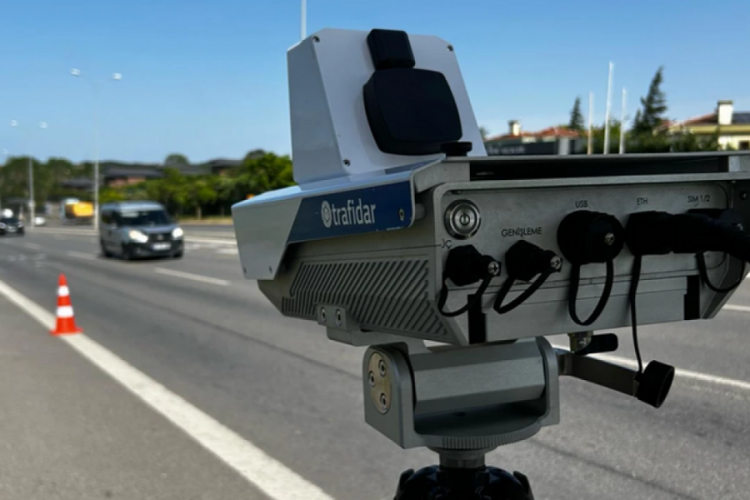 Yhsgihtholsun's tweet photo. #EmniyetTabanMaaşaZam Emniyet calısanlarının maaşları inanılacak gibi değil, o derece  düşük 
#radar https://t.co/JH4W1waQB1