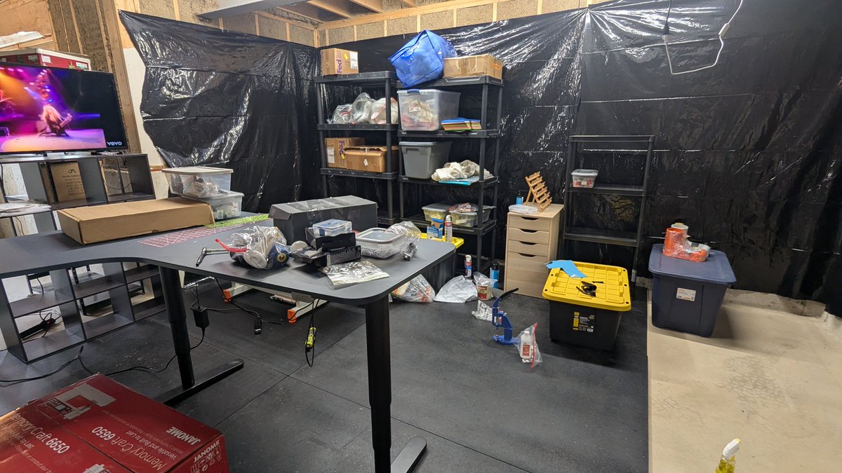 Finally an update,

Moved into the new house and working on getting the studio up and running again.  Work and build updates should start again very soon.  

Stay tuned!