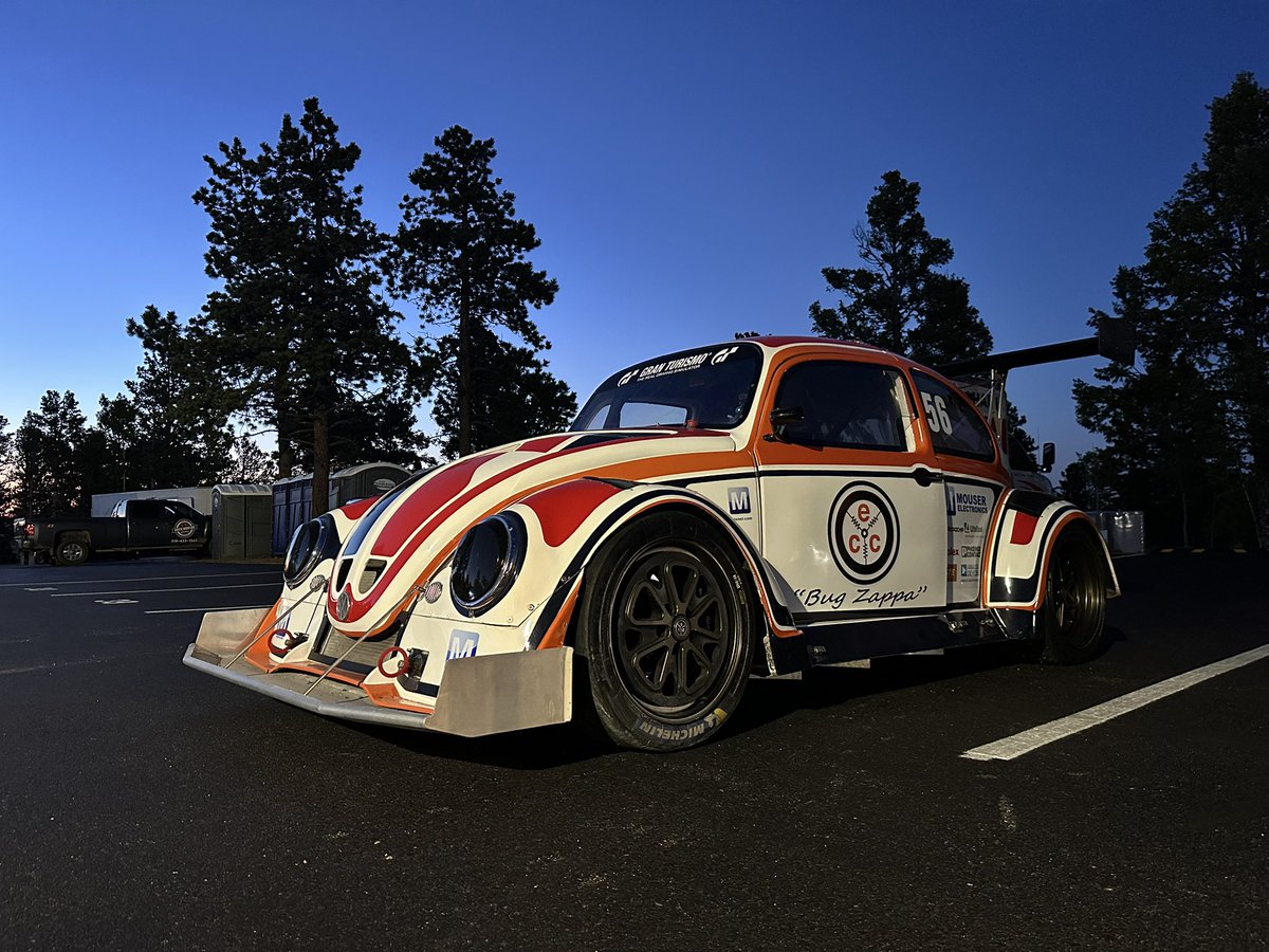elecclassiccars's tweet image. Early start this morning for first day testing at Pikes Peak. Wow, what an awesome event and experience. A few bugs to iron out before more testing tomorrow. Absolutely LOVE this event. Our driver Greg is doing fantastic. His first experience of an EV. ⚡️😎👌