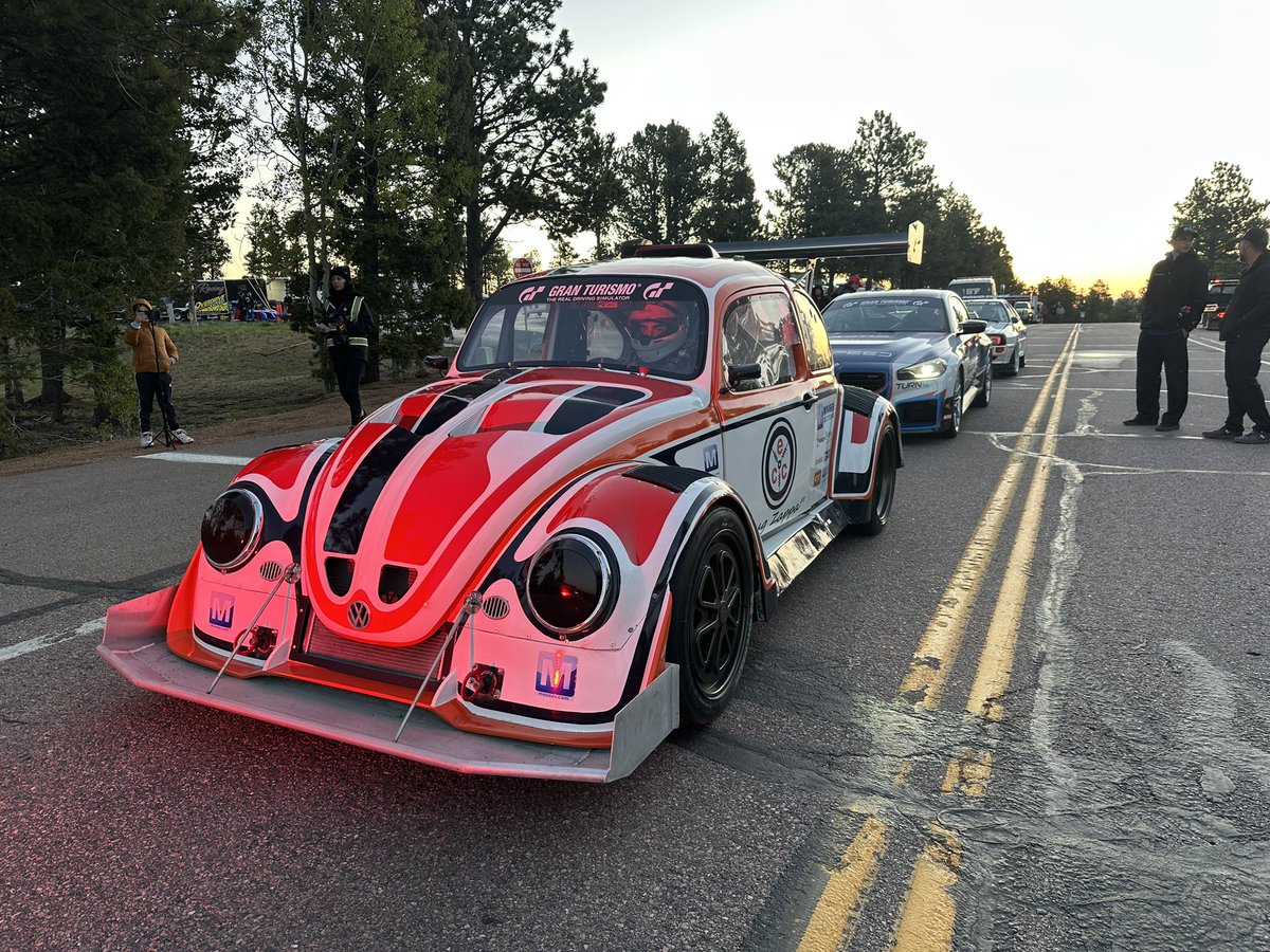 elecclassiccars's tweet image. Early start this morning for first day testing at Pikes Peak. Wow, what an awesome event and experience. A few bugs to iron out before more testing tomorrow. Absolutely LOVE this event. Our driver Greg is doing fantastic. His first experience of an EV. ⚡️😎👌
