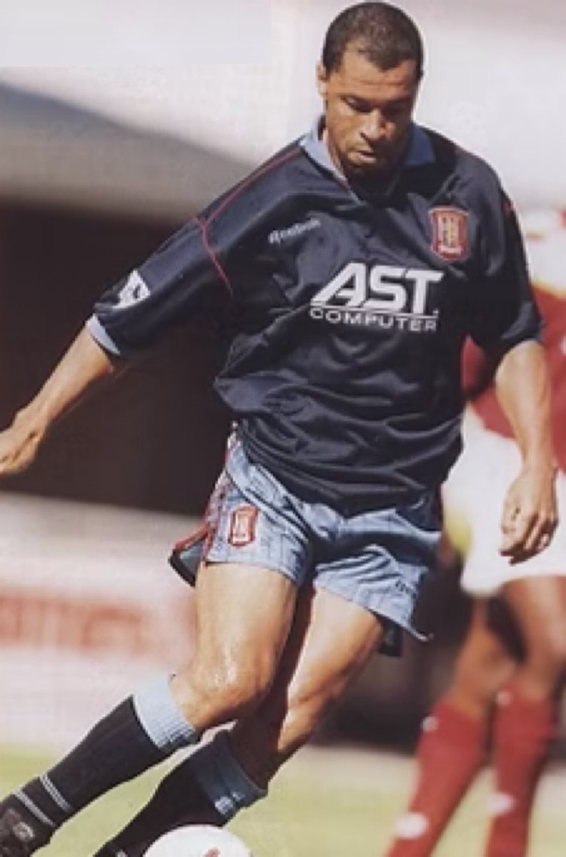 The Greatest Player to ever wear a blue shirt <a href="/Paulmcgrath5/">Paul McGrath</a> #GOD #avfc