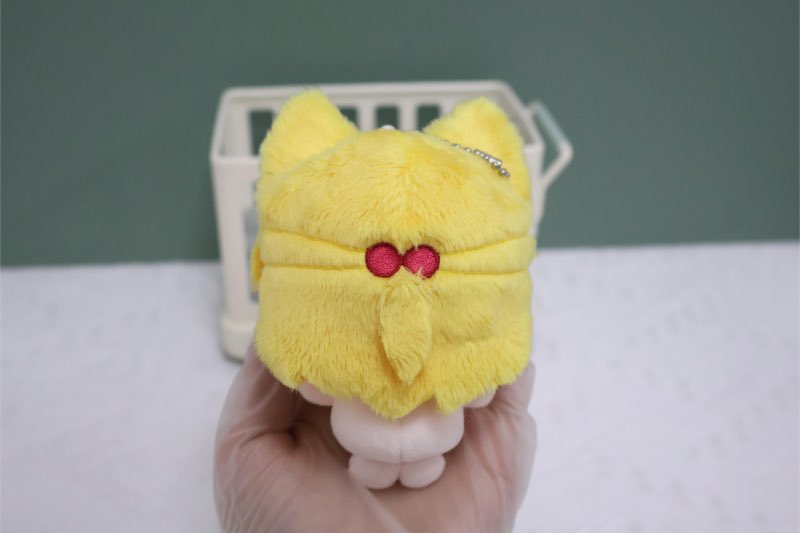 wafflezniscool's tweet image. my baby. he’s perfect and. really punchable. Yes,  this is the final sample . fist bumps air Yes.