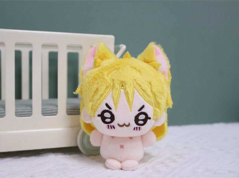 wafflezniscool's tweet image. my baby. he’s perfect and. really punchable. Yes,  this is the final sample . fist bumps air Yes.
