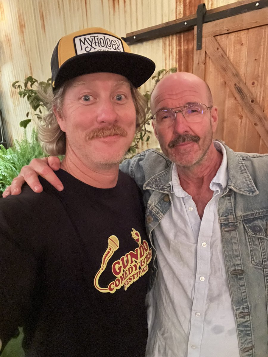 <a href="/DaveWComedy/">Dave Williamson</a> davO!!! 🤽‍♂️🎤🍻