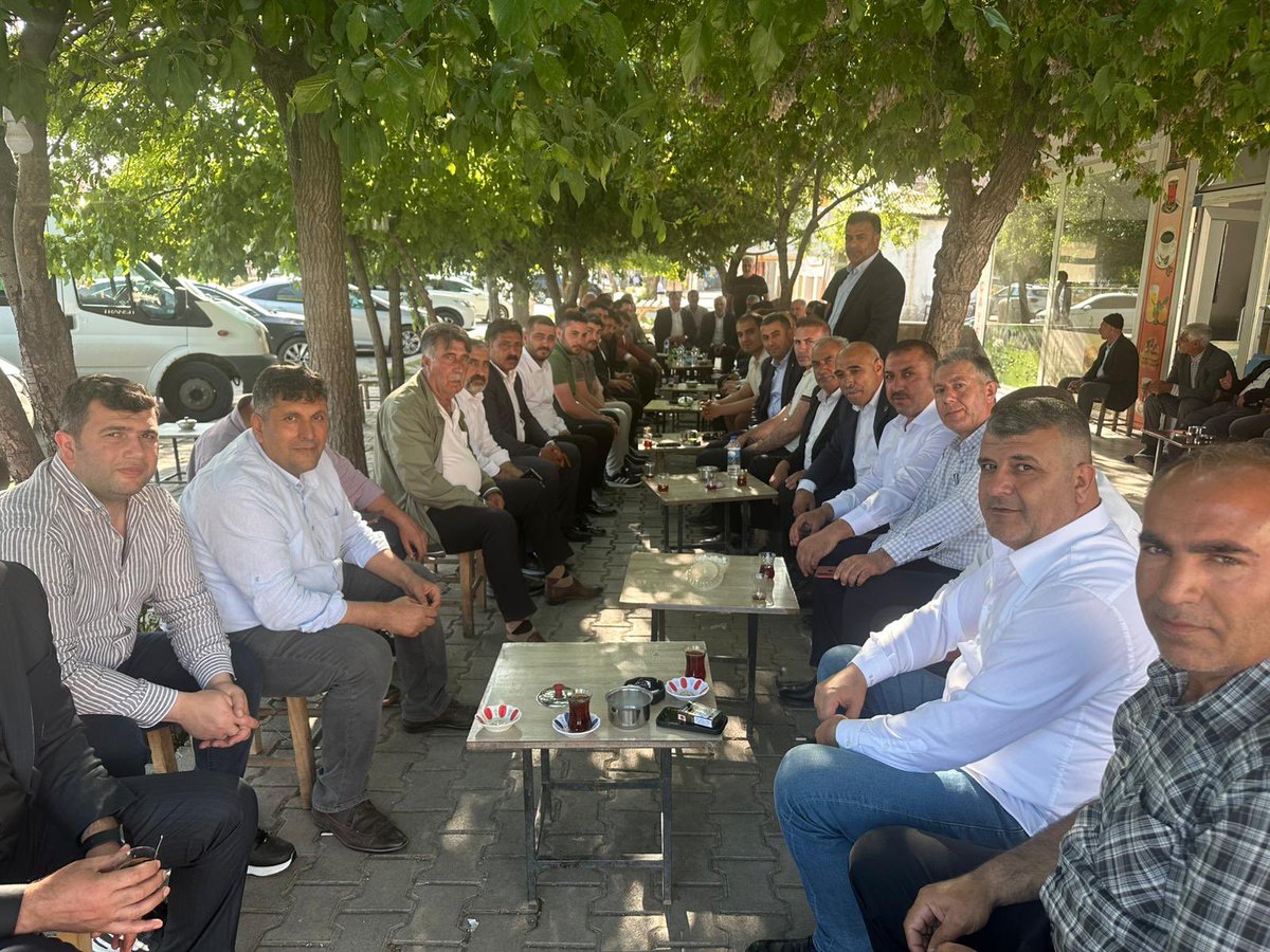 Bereketli bir bayram gününde ziyaretlerimize devam ediyoruz. Yaygın Beldemizde kıymetli hemşerilerimizle buluşup, kurban bayramlarını tebrik ettik.

Yaygınlı kardeşlerime gösterdikleri ilgi ve muhabbetlerinden dolayı teşekkür ediyorum.