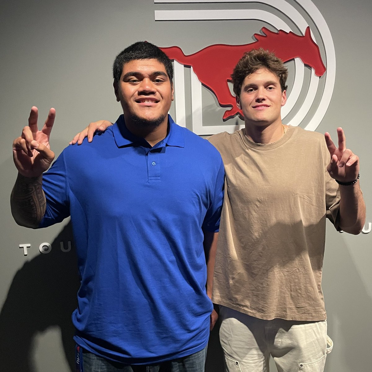 Good seeing the Uso <a href="/Cole__Leinart/">Cole Leinart</a> yesterday! 
#Ponyup✌🏽 #TokoUso🇹🇴🇼🇸