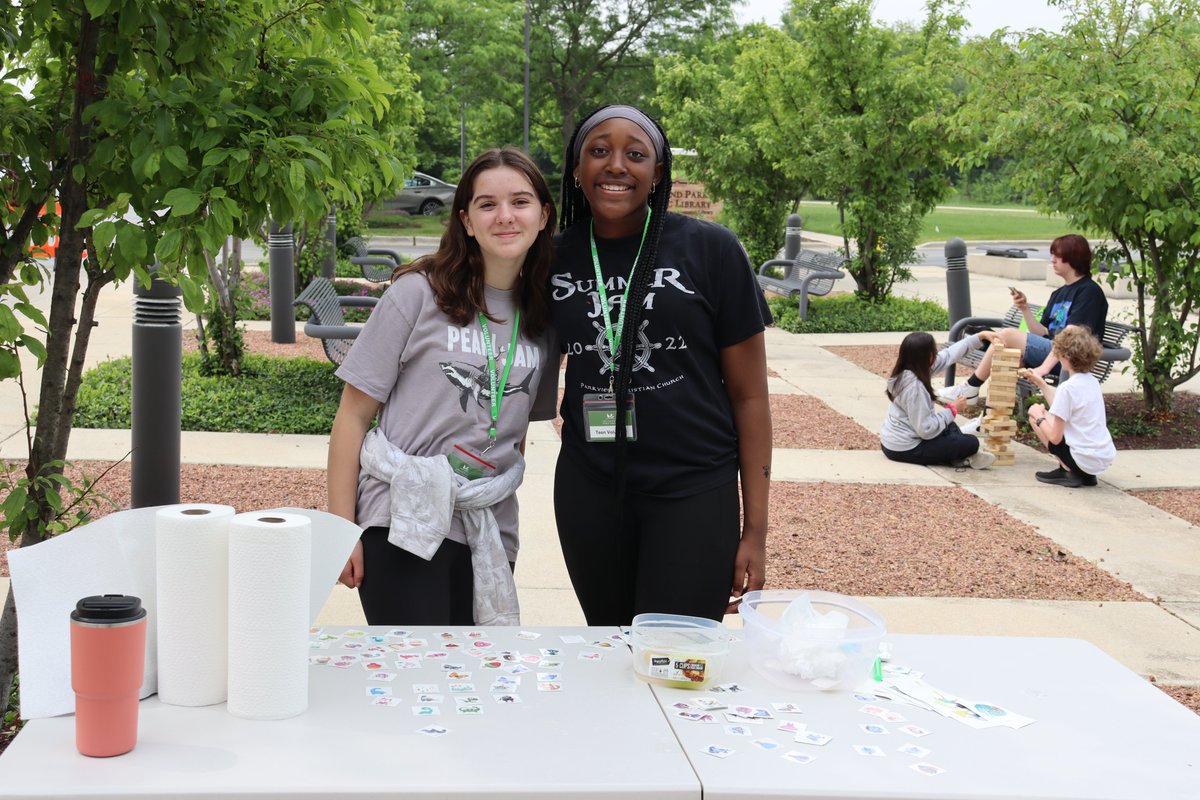 OrlandPkLibrary's tweet image. 📚☀️ Our Summer Reading Challenge is officially underway! 🎉Thank you to everyone who came out to today’s kickoff event. Be sure to sign up for the challenge and start logging those minutes if you haven't yet! Let’s make this a summer to remember. 💛 #SummerReading #LibraryFun