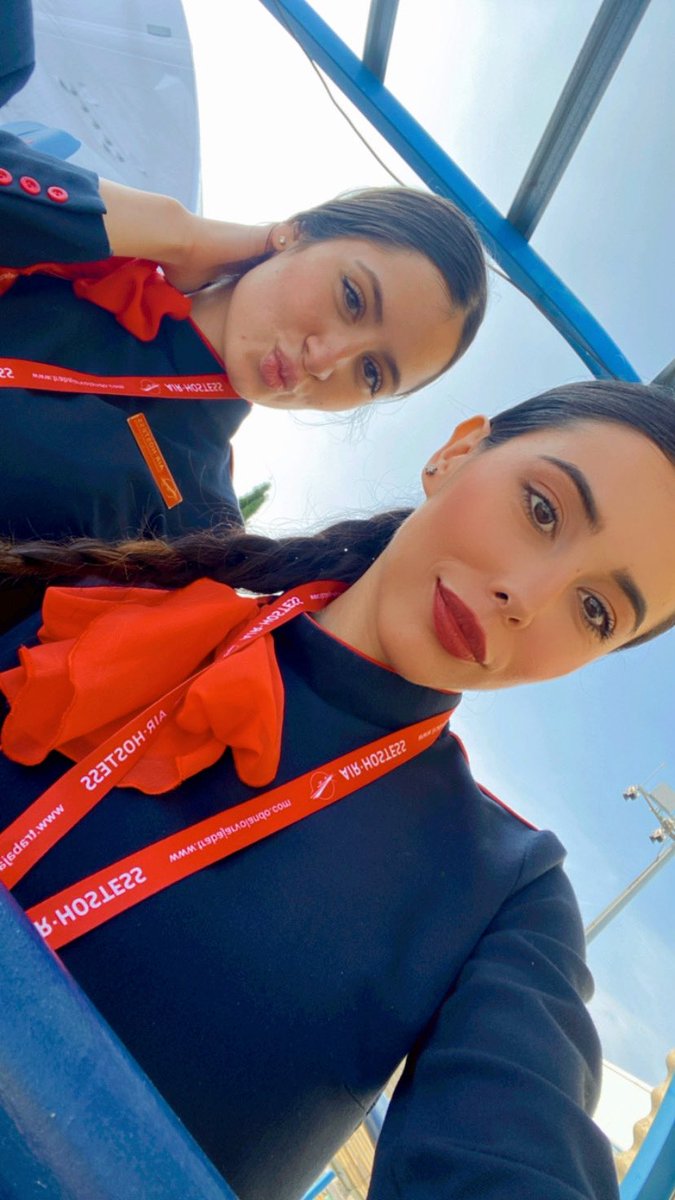 sharonlesmes's tweet photo. Hace unos meses veía tan lejana la posibilidad de poder realizar mi homologación para la obtención de mi licencia europea.

Hoy estamos a 1 semana de culminar mi capacitación, no puedo explicarles lo feliz que estoy 🤩🛫 https://t.co/HZKSaMhzvE