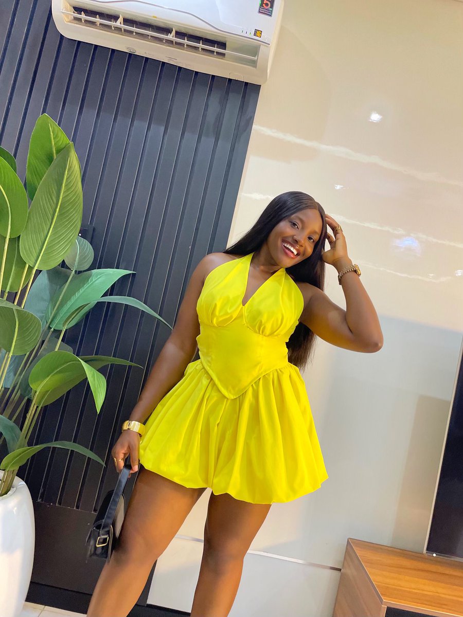 _kosbare's tweet photo. Soft glow, strong soul. 🌼💫💛
my bubblaire set are from @_kosbare https://t.co/pxZmSTsz7F