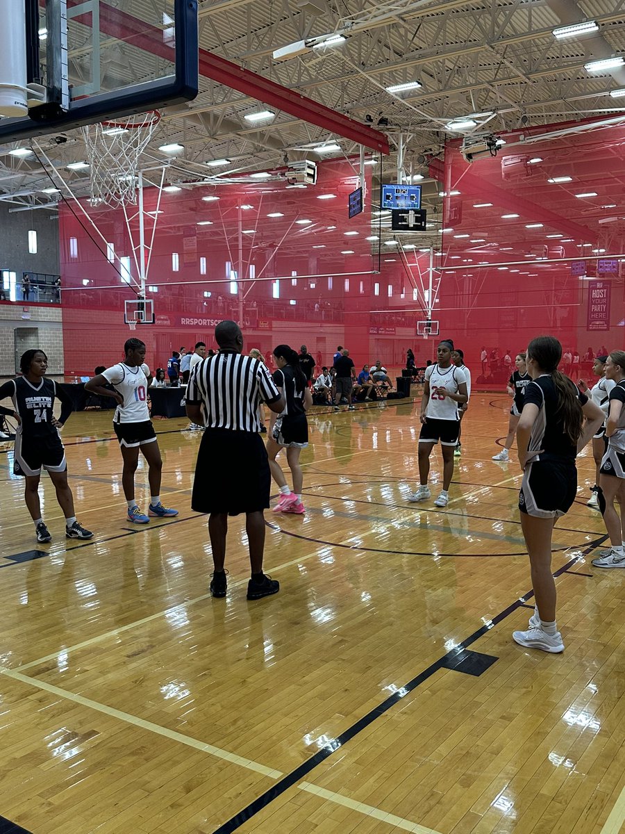 Alamo City Hoops GBB (@ach_gbb) on Twitter photo 🏀The TJ Showcase🏀
Eyes on <a href="/atxelitebball/">Austin Elite</a> & <a href="/hoopshop_GBR/">Hoop Shop Girls Basketball</a> 16U.
Can see right away some of the talent on the hardwood: Mya Counter, Layla King & <a href="/BusyDMiya/">D’Miya Spruill</a> for Shop.
Aniya Toney, Iman Xu & <a href="/SloanCovington4/">Sloan Covington</a> for ATX Elite are hooping
#ACHGBB <a href="/marcusontape/">Marcus</a> 🏀The TJ Showcase🏀
Eyes on <a href="/atxelitebball/">Austin Elite</a> & <a href="/hoopshop_GBR/">Hoop Shop Girls Basketball</a> 16U.
Can see right away some of the talent on the hardwood: Mya Counter, Layla King & <a href="/BusyDMiya/">D’Miya Spruill</a> for Shop.
Aniya Toney, Iman Xu & <a href="/SloanCovington4/">Sloan Covington</a> for ATX Elite are hooping
#ACHGBB <a href="/marcusontape/">Marcus</a>