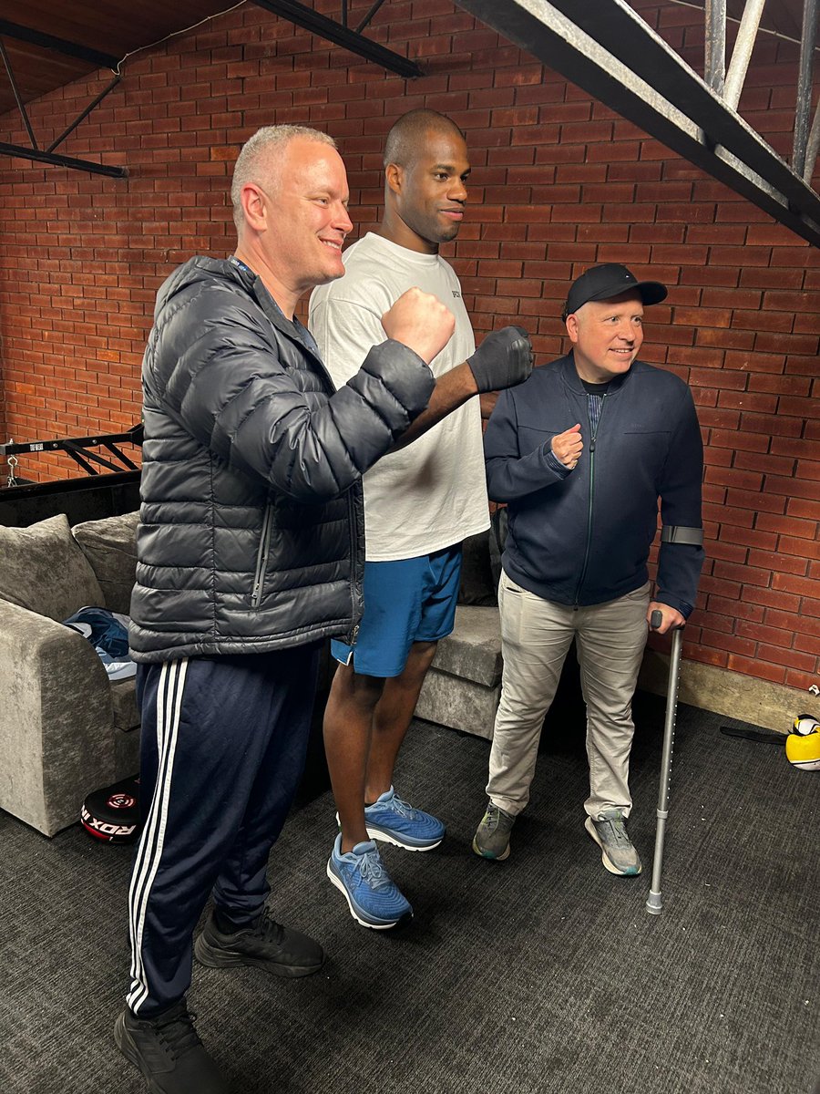 Big love to everyone who came out today, appreciate all the support 🥊🧨

#dynamitedubois #boxing #dubois