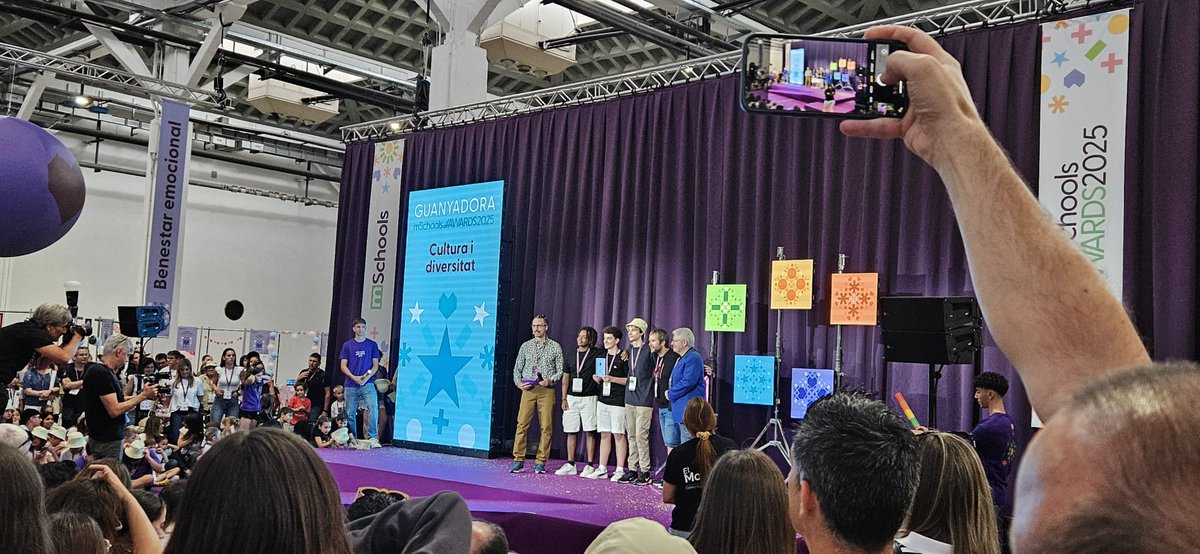 Escoles Vedruna de Catalunya tweet media