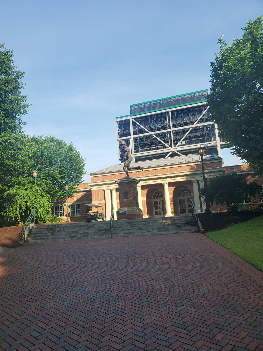 WilliamFieldss's tweet image. Great camp at UNCC this morning. Finished top 3 in the final competition. Awesome meeting @CoachOrrock and the rest of the staff. Cant wait to ge back on campus💪

@BillLiedy @DrStevenWright @CoachDrew__