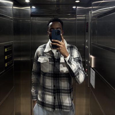 MoayadJ4's tweet photo. #صورة_جديدة_للملف_الشخصي
كم لبثنا. 💙 https://t.co/Ht9TKSwV2b