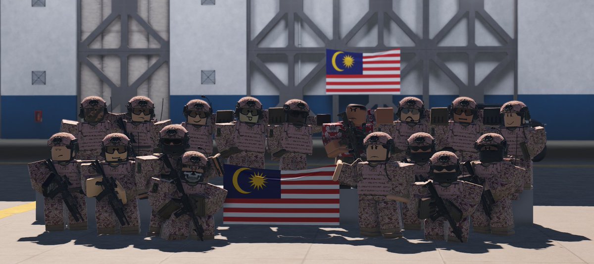 RBLXMYS_RAMD's tweet image. [8/6/2025] Nevada AFNB - Special thanks to @BARblx_ for letting us use this map to conduct a desert acclimation training, getting our troops exposed to the desert environment for the second time, after the history Operation MITOSAUR with the ANZAC around two years ago.