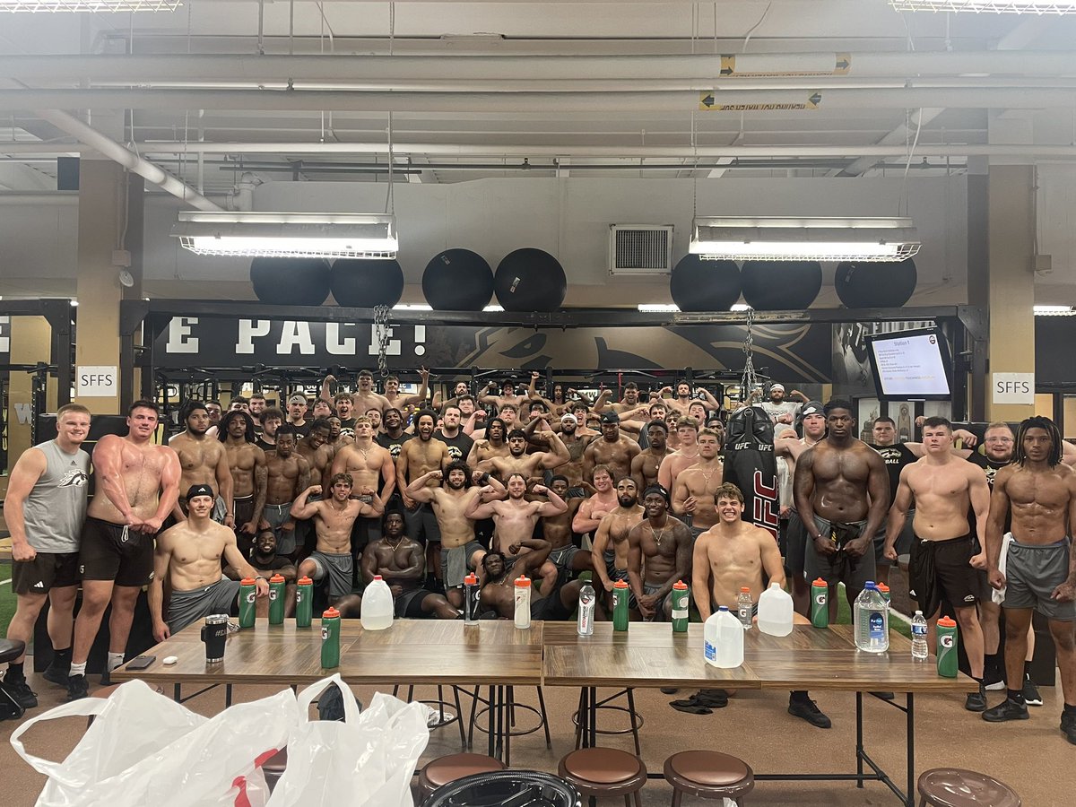 Coach Bernardi (@furmanstrength) on Twitter photo Week 3 ✅
Saturdays in KZOO always a good time 💪😤
Proud of <a href="/WMU_Football/">Western Michigan Football</a> and the progress we are making each week!!
Thanks to <a href="/CoachLT39/">Lance Taylor</a> for the Chick-fil-A Chicken Biscuits!
#ELITE Week 3 ✅
Saturdays in KZOO always a good time 💪😤
Proud of <a href="/WMU_Football/">Western Michigan Football</a> and the progress we are making each week!!
Thanks to <a href="/CoachLT39/">Lance Taylor</a> for the Chick-fil-A Chicken Biscuits!
#ELITE
