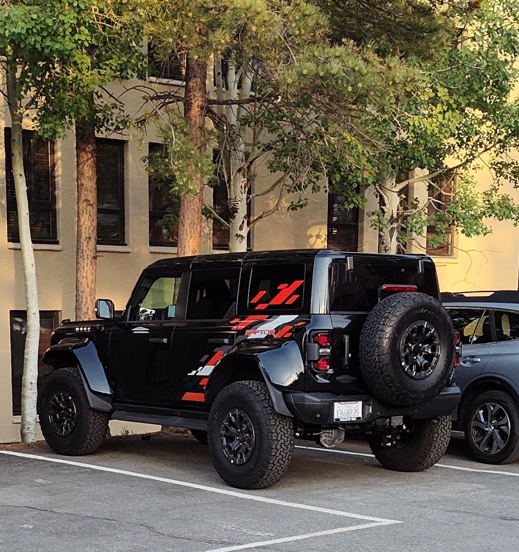?

#weekend #sideshot #Saturday #Jeepvacation