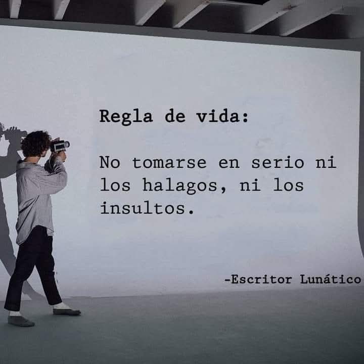 No me dejes caer en el orgullo, si triunfo, ni en la desesperación, si fracaso. Más bien recuérdame que el fracaso es la experiencia que precede al triunfo. Enséñame que perdonar es un signo de grandeza y que la venganza es una señal de bajeza.