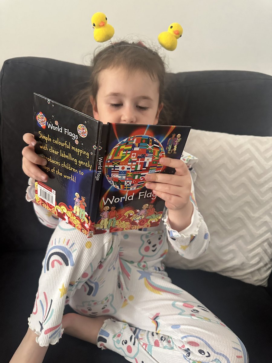 Sophie (@sophtori) on Twitter photo Bonnie was excited to get started on her Book Bingo! She loves being a school reading ambassador. 📚
Some of her favourite books include this non-fiction science book and her World Flags book. 🧪🇬🇧
Bonus square for pyjamas!!
<a href="/BurgenMiss/">Miss Burgen</a> <a href="/MissRamskill/">Miss Ramskill</a> <a href="/BoothferryPS/">Boothferry Primary #weareBoothferry</a> Bonnie was excited to get started on her Book Bingo! She loves being a school reading ambassador. 📚
Some of her favourite books include this non-fiction science book and her World Flags book. 🧪🇬🇧
Bonus square for pyjamas!!
<a href="/BurgenMiss/">Miss Burgen</a> <a href="/MissRamskill/">Miss Ramskill</a> <a href="/BoothferryPS/">Boothferry Primary #weareBoothferry</a>