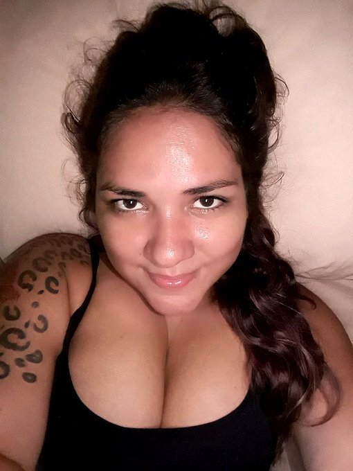 Kiara - Feliz fin de semana a todos !! ❤️❤️ @lazorrasanta #Saturday https://t.co/Y0Y30rFMrL