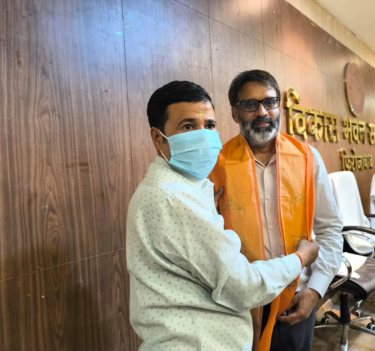 TB Mukt Bharat- Firozabad (UP) (@firozabadn) on Twitter photo #TbMuktBharat
दिनाँक 04-06-25 को विकास भवन सभागार में उपस्थित टीबी मरीजों व उनके परिवारीजनों को पेशेंट प्रोवाइडर मीटिंग के माध्यम से डीटीओ और जिला पीपीएम समन्वयक व अमित जी के द्वारा #टीबी के प्रति जागरूक किया
<a href="/dm_firozabad/">DM Firozabad</a> <a href="/AmitGup45027733/">Dr.Amit Gupta social activist (Modi ji ka pariwar)</a> <a href="/nhm_up/">NHM UP</a> <a href="/ntep_UP/">TB Mukt Bharat- Uttar Pradesh</a> <a href="/TbDivision/">Central TB Division | #TBMuktBharat</a> <a href="/StdcUp/">stdc.up.agra</a> #TbMuktBharat
दिनाँक 04-06-25 को विकास भवन सभागार में उपस्थित टीबी मरीजों व उनके परिवारीजनों को पेशेंट प्रोवाइडर मीटिंग के माध्यम से डीटीओ और जिला पीपीएम समन्वयक व अमित जी के द्वारा #टीबी के प्रति जागरूक किया
<a href="/dm_firozabad/">DM Firozabad</a> <a href="/AmitGup45027733/">Dr.Amit Gupta social activist (Modi ji ka pariwar)</a> <a href="/nhm_up/">NHM UP</a> <a href="/ntep_UP/">TB Mukt Bharat- Uttar Pradesh</a> <a href="/TbDivision/">Central TB Division | #TBMuktBharat</a> <a href="/StdcUp/">stdc.up.agra</a>