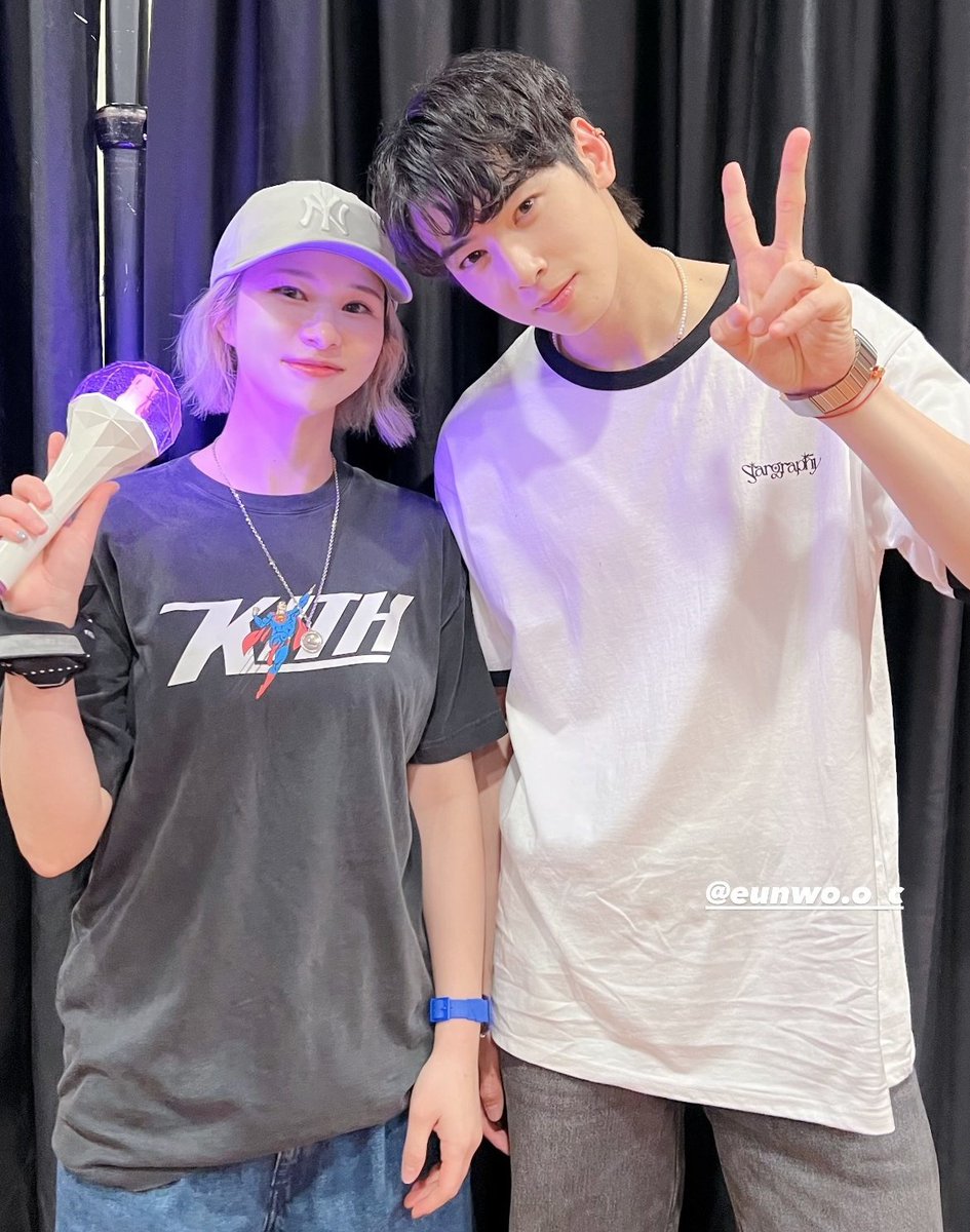 📸 KITH Seoul Store Director, Lee Yeon Jeong, attended ASTRO's concert.

#CHAEUNWOO #차은우 #Stargraphy
#チャウヌ #车银优 #ชาอึนอู #車銀優
#Stargraphy_with_CHAEUNWOO