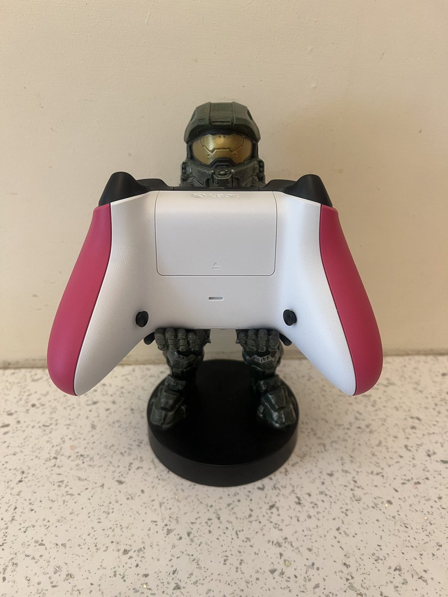 Order sent out to customer: 

-2 remappable buttons
-Smart triggers